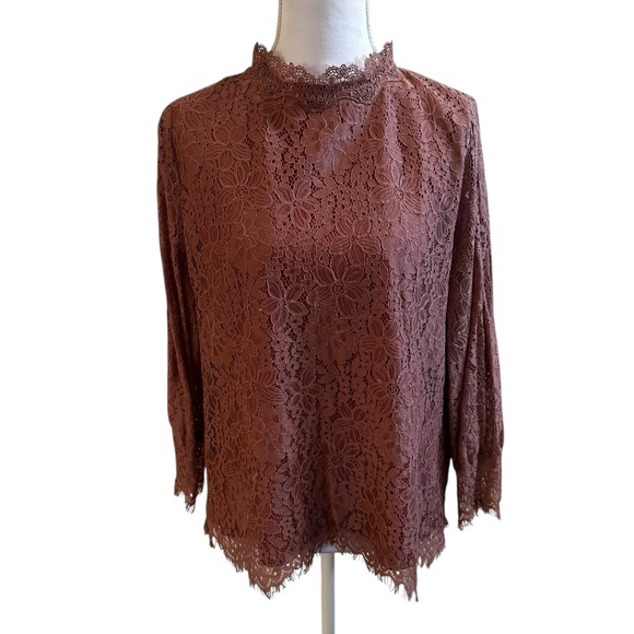 Alice Blue Tops - Alice Blue Lace Floral Detail Blouse size large